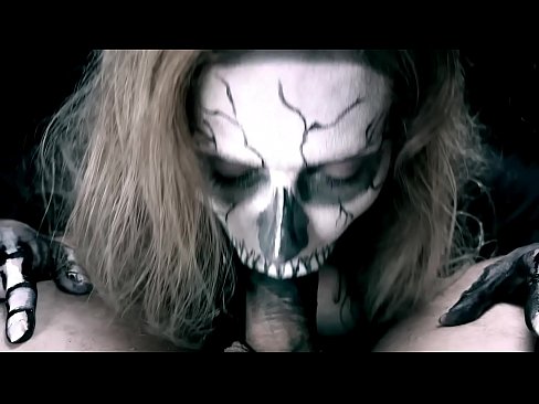 ❤️ Demonflicka suger kuk med sin svarta mun och sväljer sperma. ❤️ Just porr at sv.sexonfire.ru